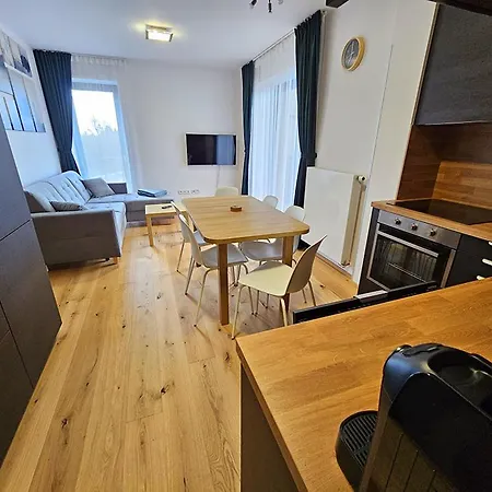 Rodinny Ap S Moznosti Wellness By Alkatravel Apartament *